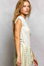 POL V-Neck T-Shirt Ivory Floral Cotton Short Sleeve Washed with Outseam Top 9f4e2109-fb87-40ba-b58e-8b76a1d7326f-Max-Origin Trendsi