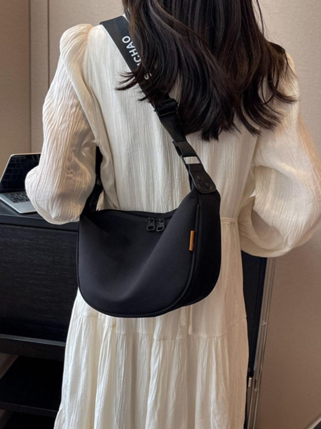 Women's Casual Sling Crossbody Bags Medium Zipper Pu Leather Purses