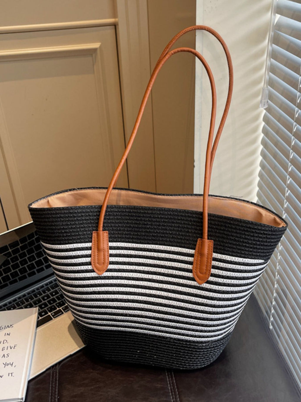 Straw Striped Woven Shoulder Bag Women's Casual Summer Beach Handbags