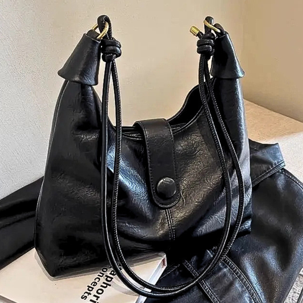 Casual Women's Shoulder Bag Buckle Closure Zipper Medium Solid Handbags
