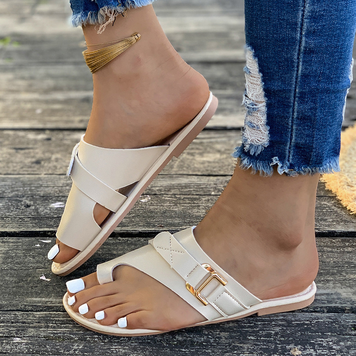 Women's Summer Flats Toe Loop Buckle Strap Sandals Casual Fashion Shoes