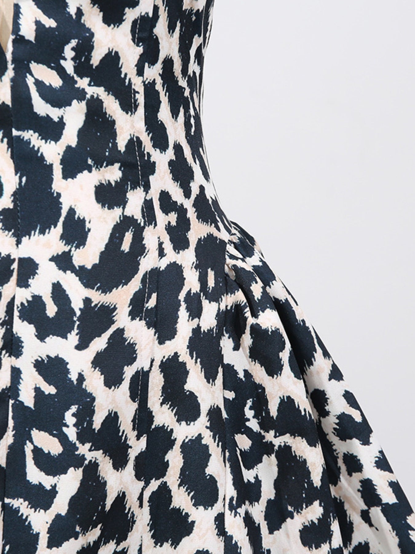 Sexy Mini Dress V-Neck Halter Ruffle Sleeveless Cutout Leopard Floral Backless
