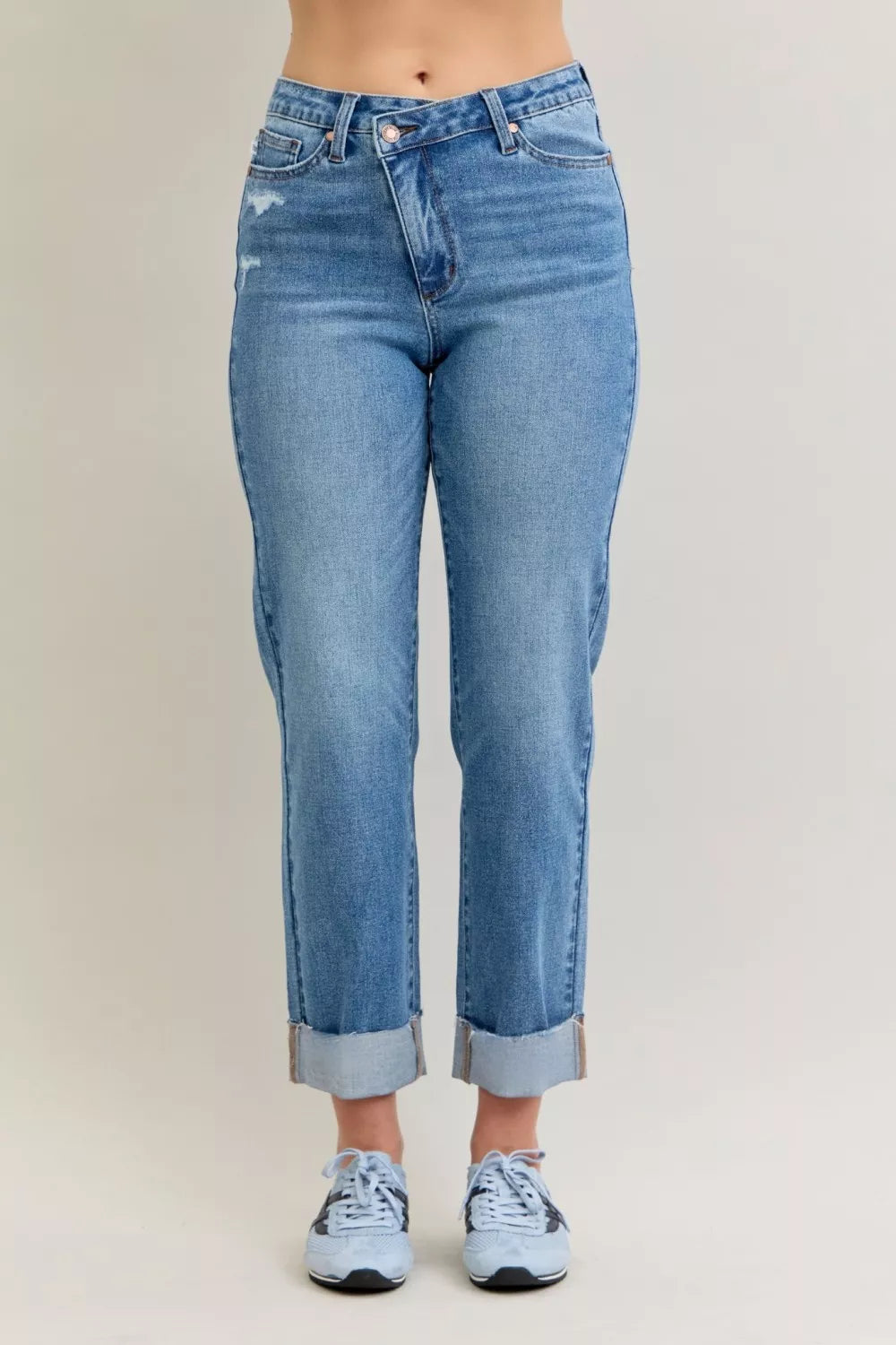 Judy Blue Jeans High Waist Bf Criss-cross Mild Destroy with Single Cuff MD Judy_Blue_Jeans_High_Waist_Bf_Criss-cross_Mild_Destroy_with_Single_Cuff-Max-Origin Trendsi