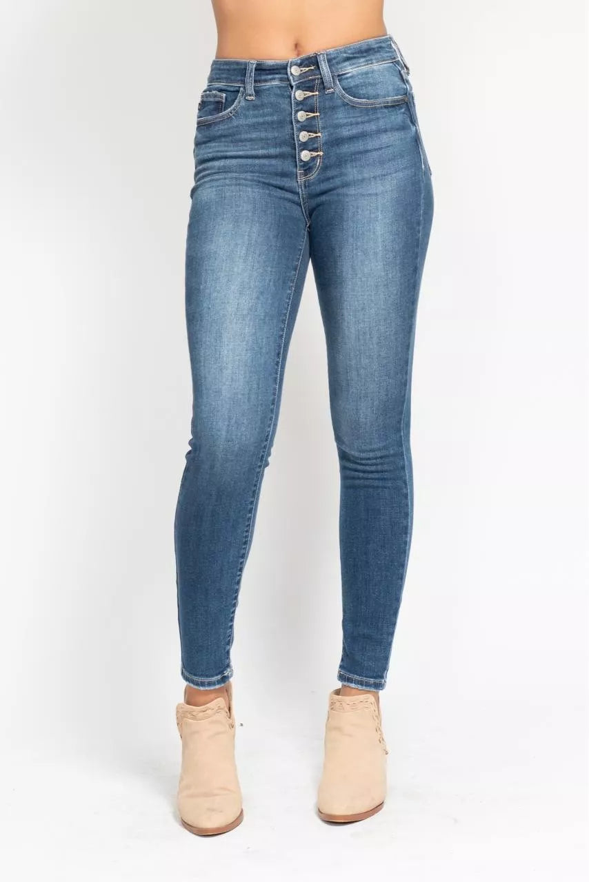 Judy Blue Skinny JeansMedium Wash High Rise Button Fly Plus Sizes Denims MD Judy_Blue_Skinny_JeansMedium_Wash_High_Rise_Button_Fly_Plus_Sizes_Denims Trendsi