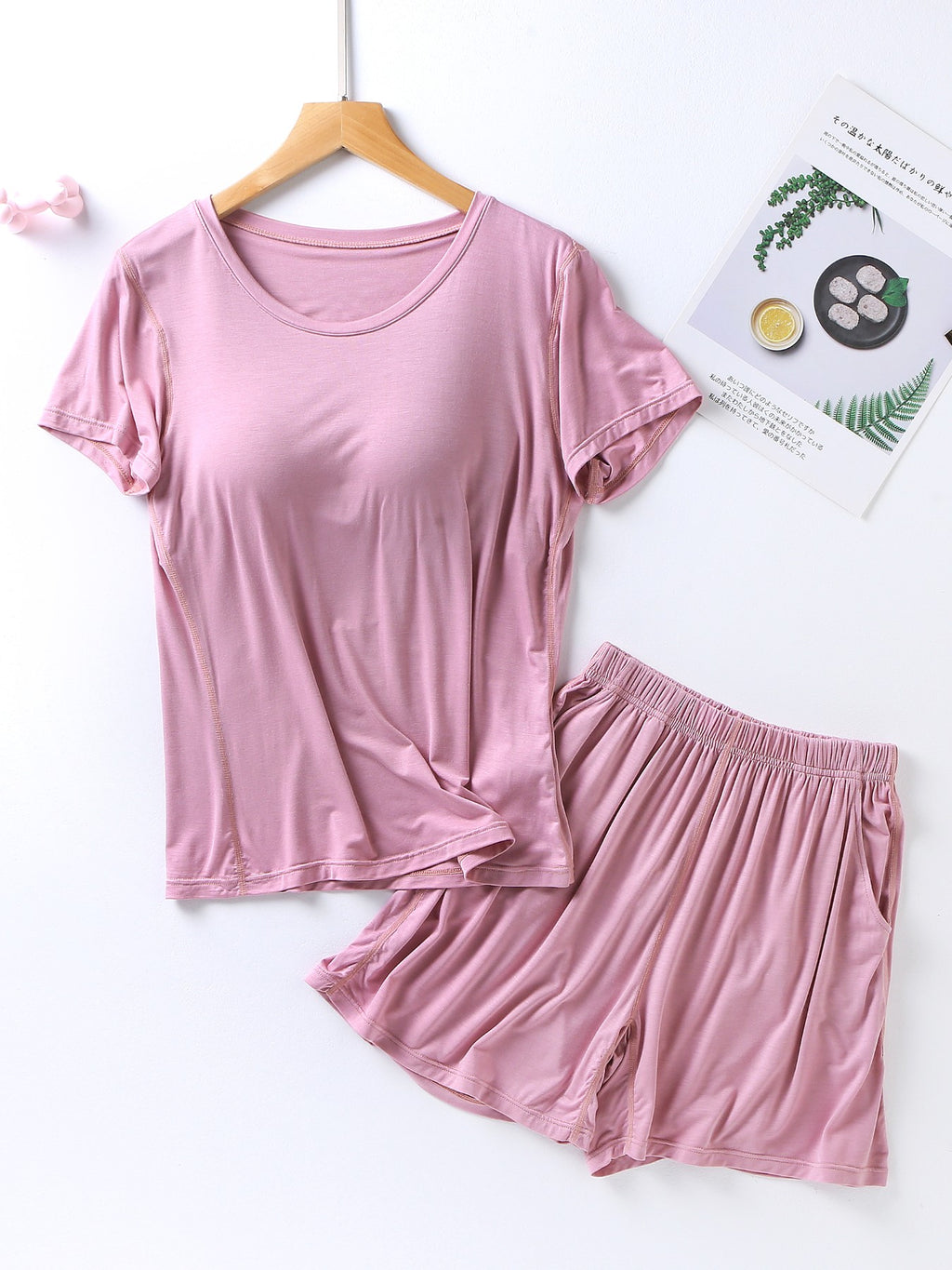Plus Size Women's Casual Lounge Set Bra Padded Basic T-Shirt and Shorts