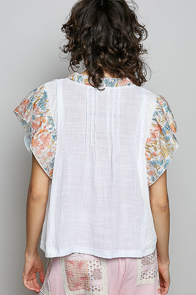 POL Cotton Blouse Ivory V-Neck Floral Contrast Ruffle Short Sleeve Top