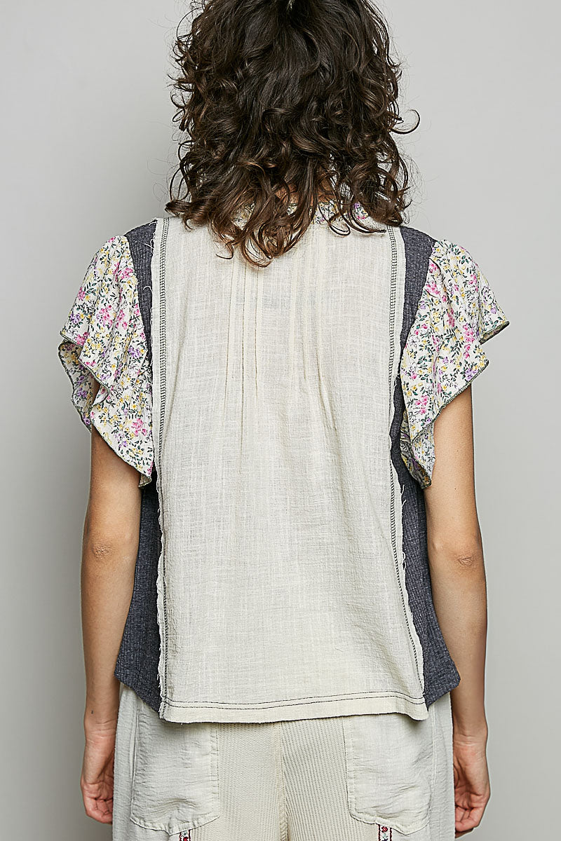 POL Casual Blouse Cotton V-Neck Floral Ruffle Contrast Trim Short Sleeve Top