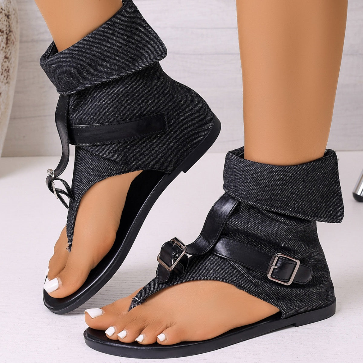 Women's Sandals Toe Post Buckle Strap Soft Thong Low Heels Fashionable Shoes