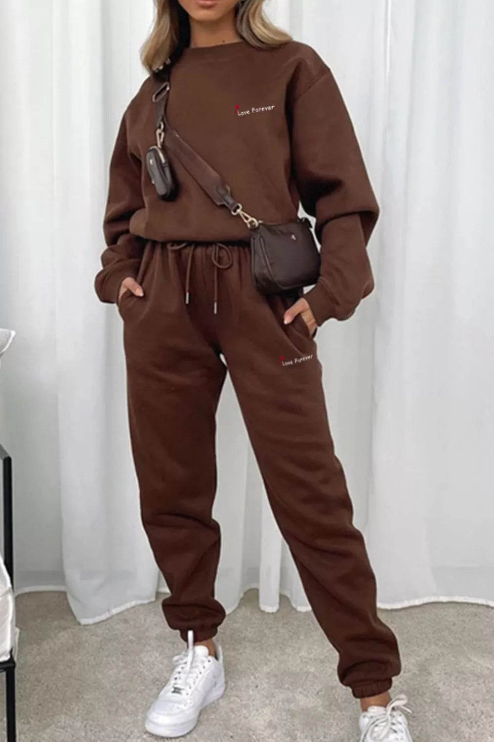 Round Neck Sweatshirt & Joggers Set – Cozy Two-Piece Outfit - Styleinger