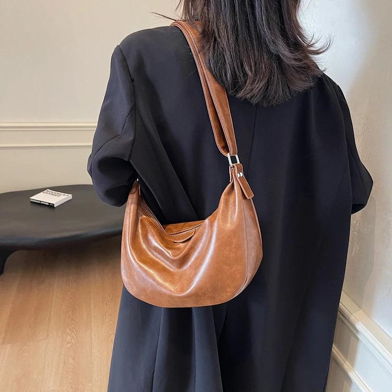 Large Leather Crossbody Bags Zipper Crescent Women Soft Handbags and Purses