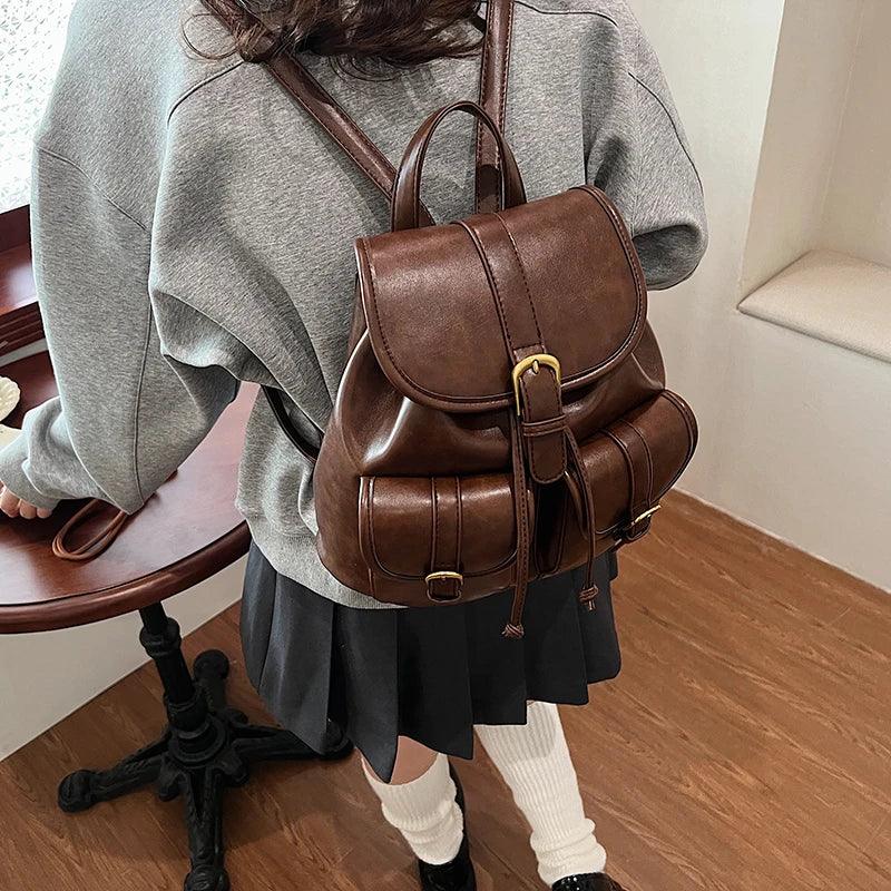 Retro Leather Backpacks Medium Outer Flap Pockets Drawstring Snap Handbags