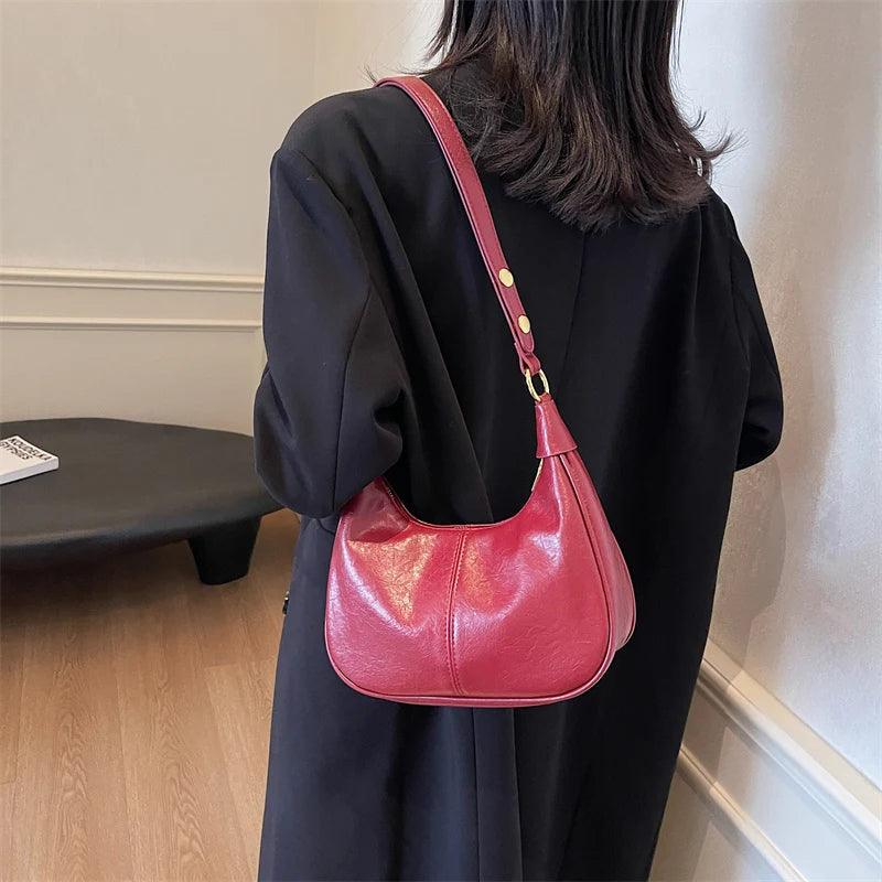 Small Leather Saddle Bags Zipper Women Crossbody Shoulder Bag Stud Strap Purse