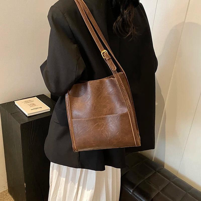 Retro Leather Shoulder Bags Women Snap With Interior Purse Outer Pocket Handbag