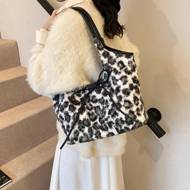 Large Leopard Shoulder Bags Women Curly Fur Soft Fabric Snap Tote Handbags