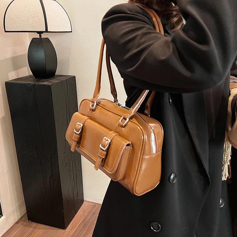 Small Retro Leather Tote Bags Women Zipper Outer Belt Flap Big Pocket Shoulder Bags