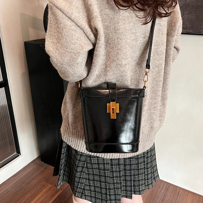 Small PU Leather Bucket Crossbody Bags Women Zipper Turn Lock Solid Handbags