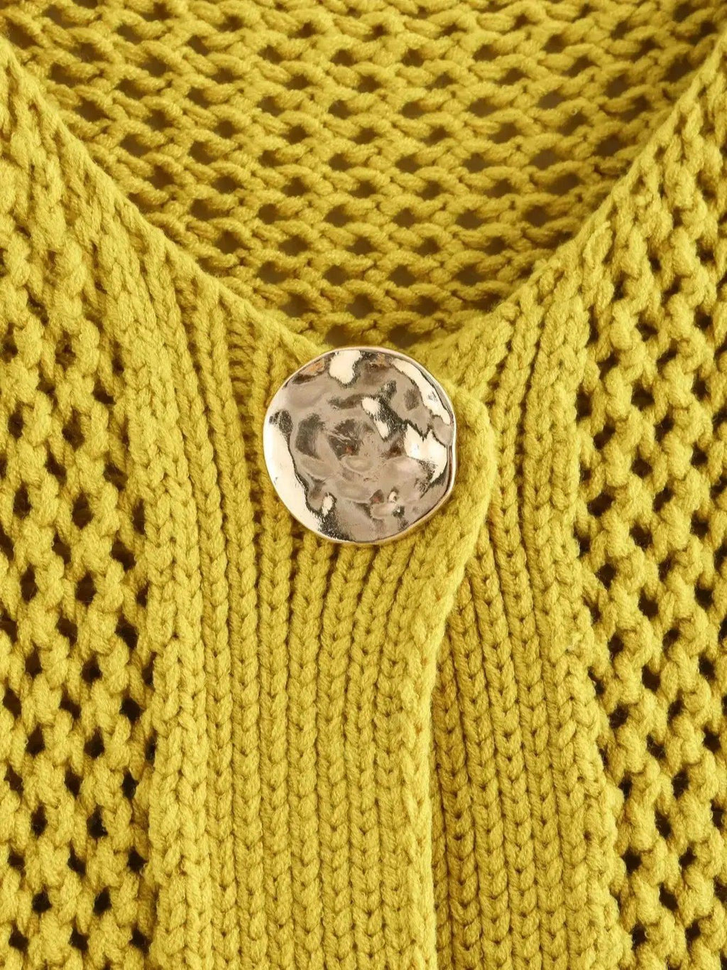 Cropped Chunky Knit Top Sleeveless Front Button Patch Pockets Waistcoat S43e8119a3a3d4190a0e9059e1234c66d1 STYLEINGER