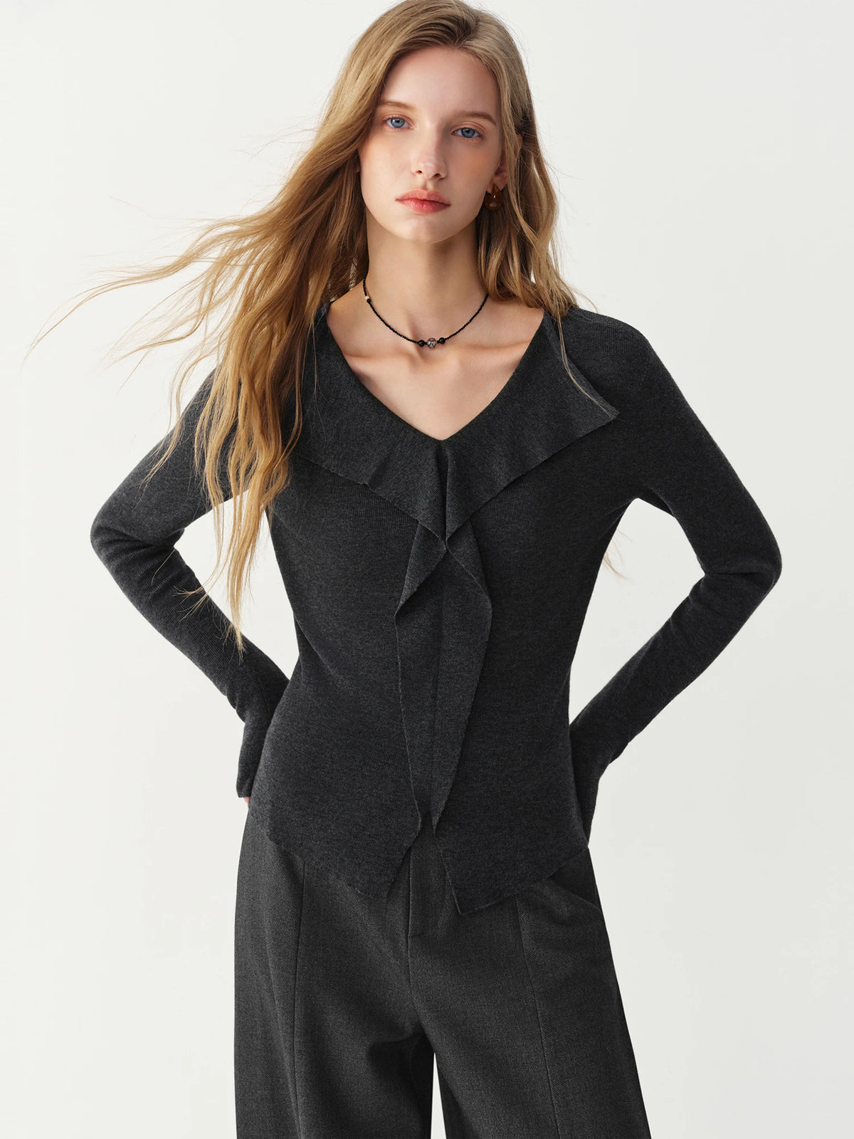 Women's Wool Blend Slim Pullover Sweater – V-Neck, Long Sleeve, Knit