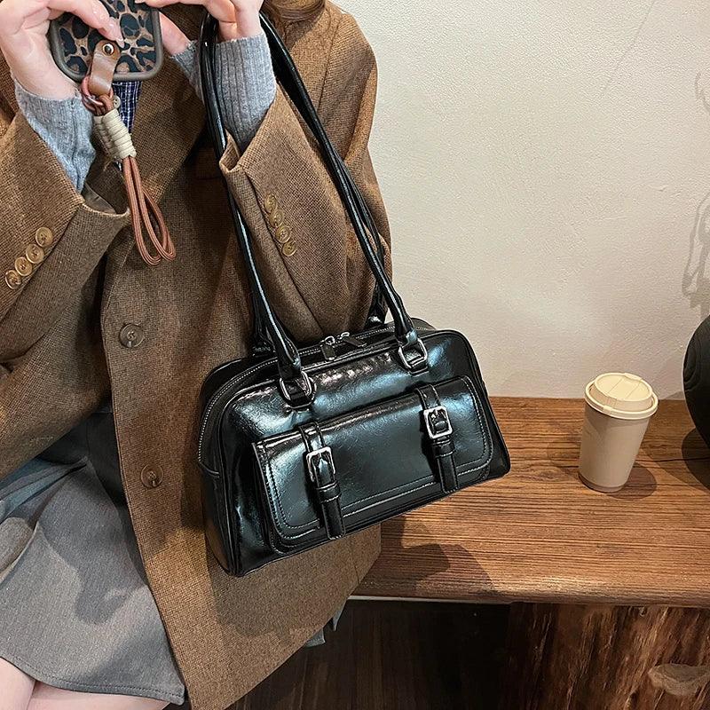 Small Retro Leather Tote Bags Women Zipper Outer Belt Flap Big Pocket Shoulder Bags