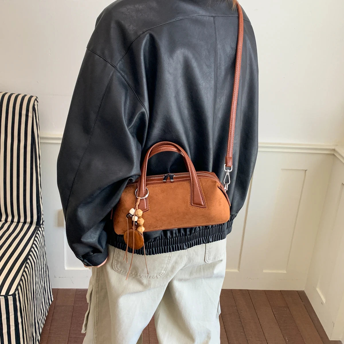 Women's Small Boston-Style PU Crossbody Bag with Zipper