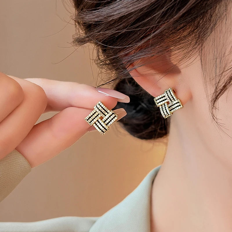 Women's Geometric Cubic Zirconia Stud Earrings