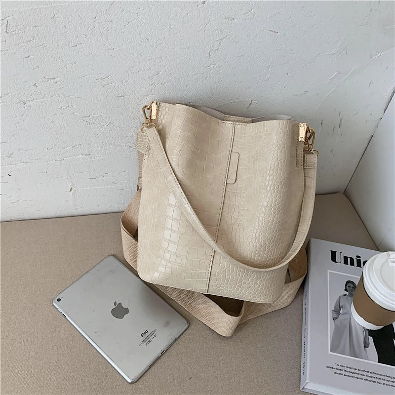 Women Bag Vintage Crocodile Pattern Crossbody Bags PU Leather Trend Designer Shoulder Handbags Large Capacity Bucket