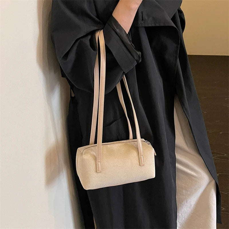 Women's Shoulder Bag Vintage Small PU Leather Zipper Underarm Tote Bag with Phone Pocket