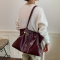 Styleinger Women's Tote Bag Vintage Large-Capacity Soft Hobo PU Leather Zipper Shoulder Bag with Phone Pocket & Charm