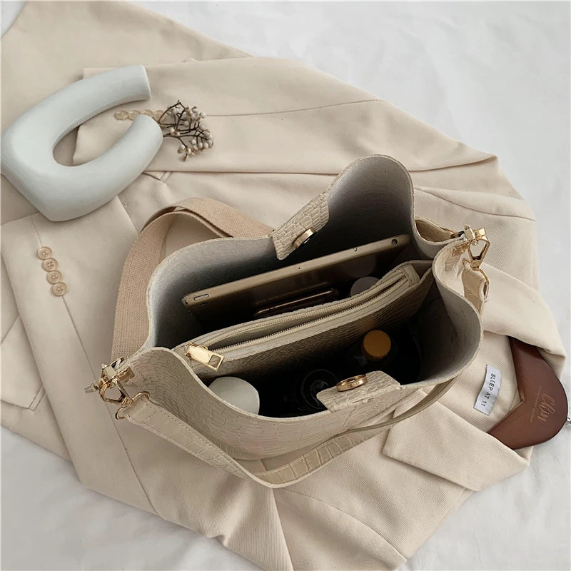 Women Bag Vintage Crocodile Pattern Crossbody Bags PU Leather Trend Designer Shoulder Handbags Large Capacity Bucket