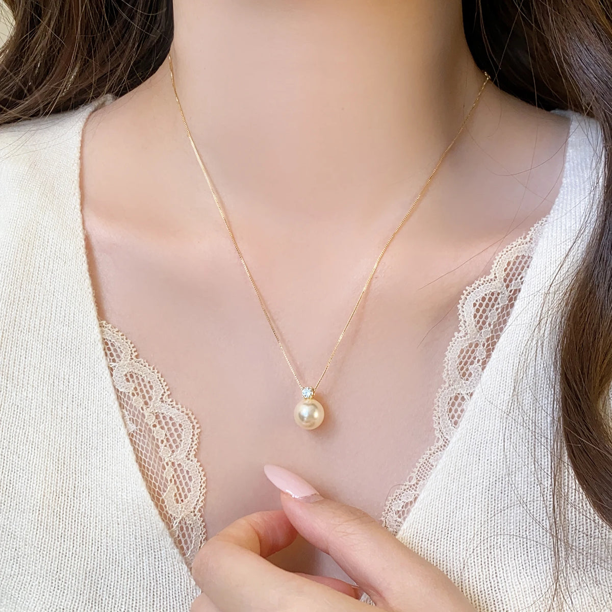Women's Gold-Tone Simulated Pearl Pendant Necklace