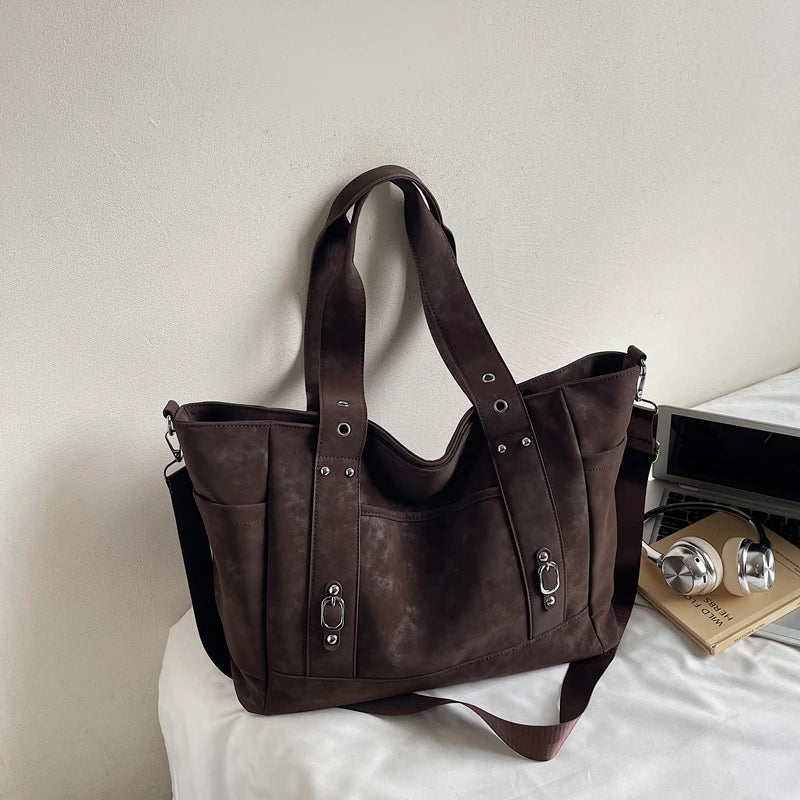 Women's Large Capacity PU Leather Crossbody Bag – Casual Punk Style Shoulder Handbag