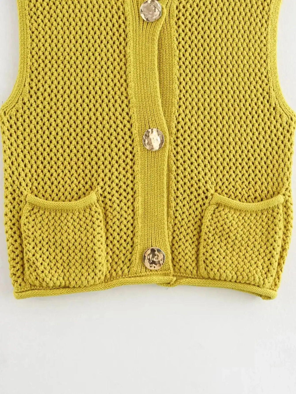Cropped Chunky Knit Top Sleeveless Front Button Patch Pockets Waistcoat S6e17bd1f8a8f452686f70183db8e0943D STYLEINGER