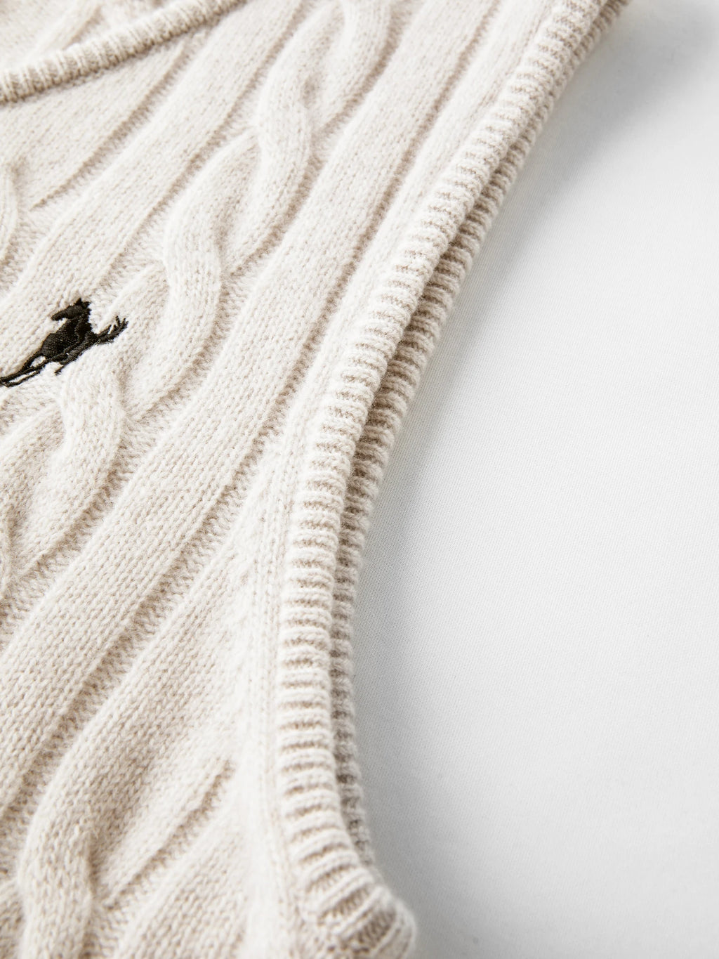 Women's Vest 100% Pure Wool V-Neck Knit Sleeveless Pullover Regular Fit Elegant Office Casual Winter Sweater
