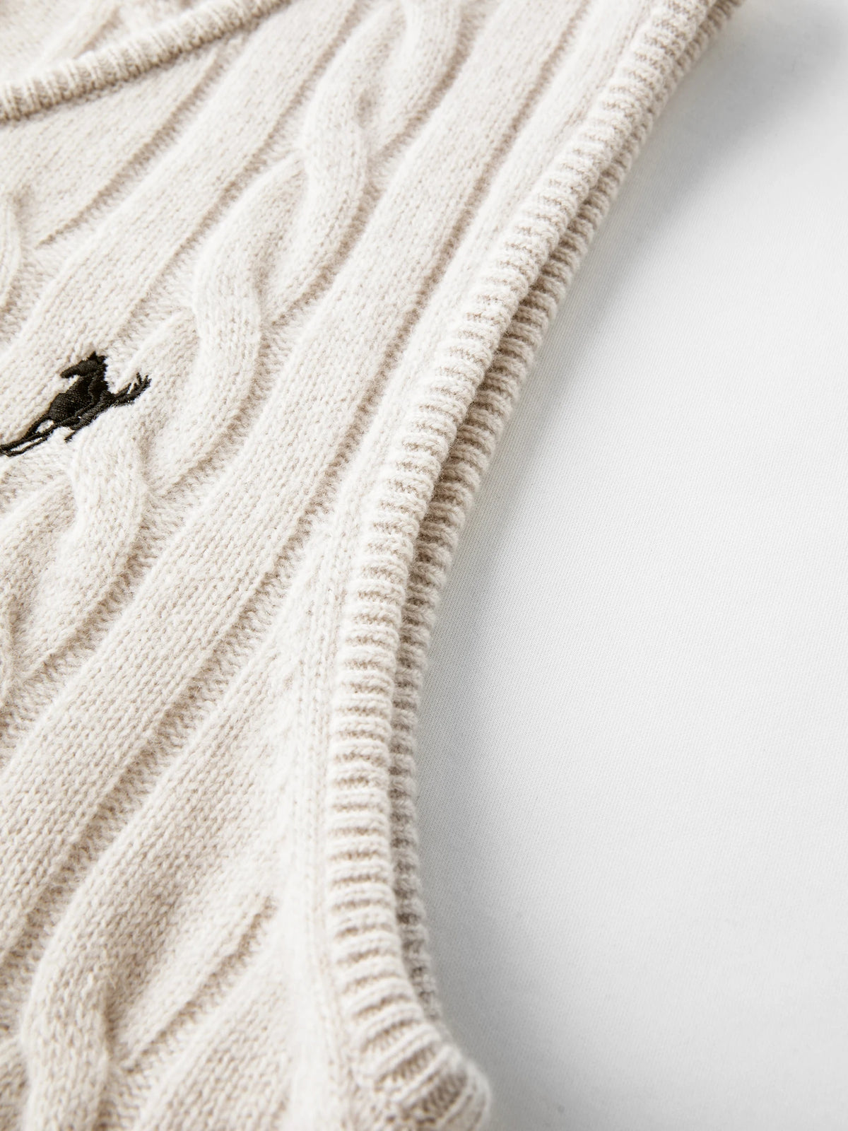 Women's Vest 100% Pure Wool V-Neck Knit Sleeveless Pullover Regular Fit Elegant Office Casual Winter Sweater