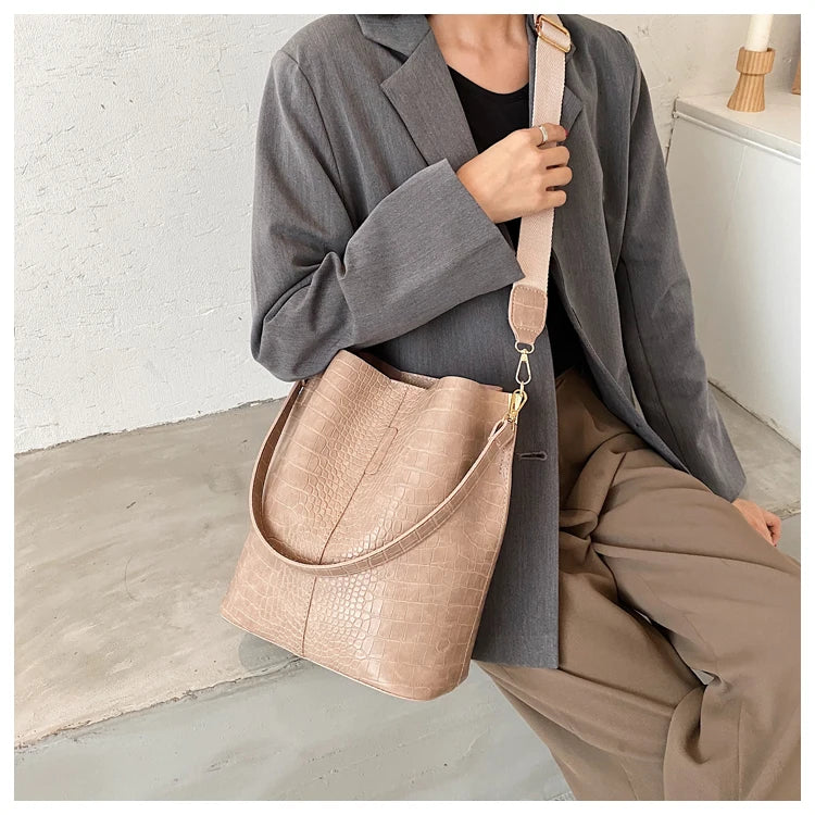 Women Bag Vintage Crocodile Pattern Crossbody Bags PU Leather Trend Designer Shoulder Handbags Large Capacity Bucket