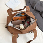 Women's Shoulder Bag Vintage Baguette-Shape PU Leather Zipper Crossbody Bag with Phone Pocket