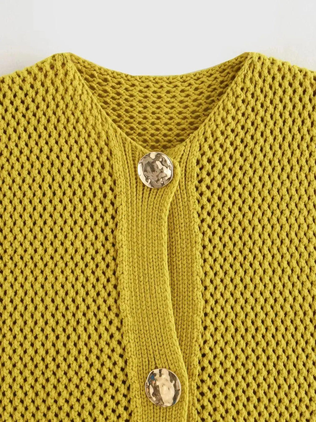 Cropped Chunky Knit Top Sleeveless Front Button Patch Pockets Waistcoat S8b95fe98cb374d72a3ad93105fa15660V STYLEINGER