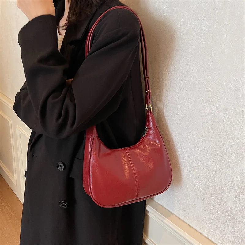 Small Leather Saddle Bags Zipper Women Crossbody Shoulder Bag Stud Strap Purse