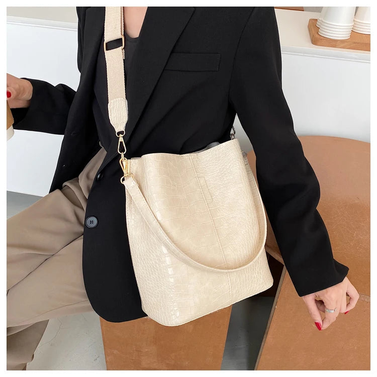Women Bag Vintage Crocodile Pattern Crossbody Bags PU Leather Trend Designer Shoulder Handbags Large Capacity Bucket