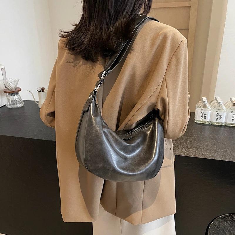 Large Leather Crossbody Bags Zipper Crescent Women Soft Handbags and Purses