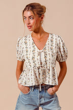 SO ME Floral Top V-Neck Front Bow Tied Rufle Short Balloon Sleeve Blouse