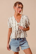 SO ME Floral Top V-Neck Front Bow Tied Rufle Short Balloon Sleeve Blouse