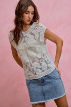 SO ME Denim Mini Skirt Floral Back Pockets Washed Raw Hem Casual Jean Skirts