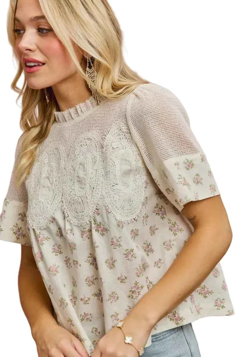 SO ME Blouse Floral Print Lace Trim Cotton Blush Pink Short Sleeve Top