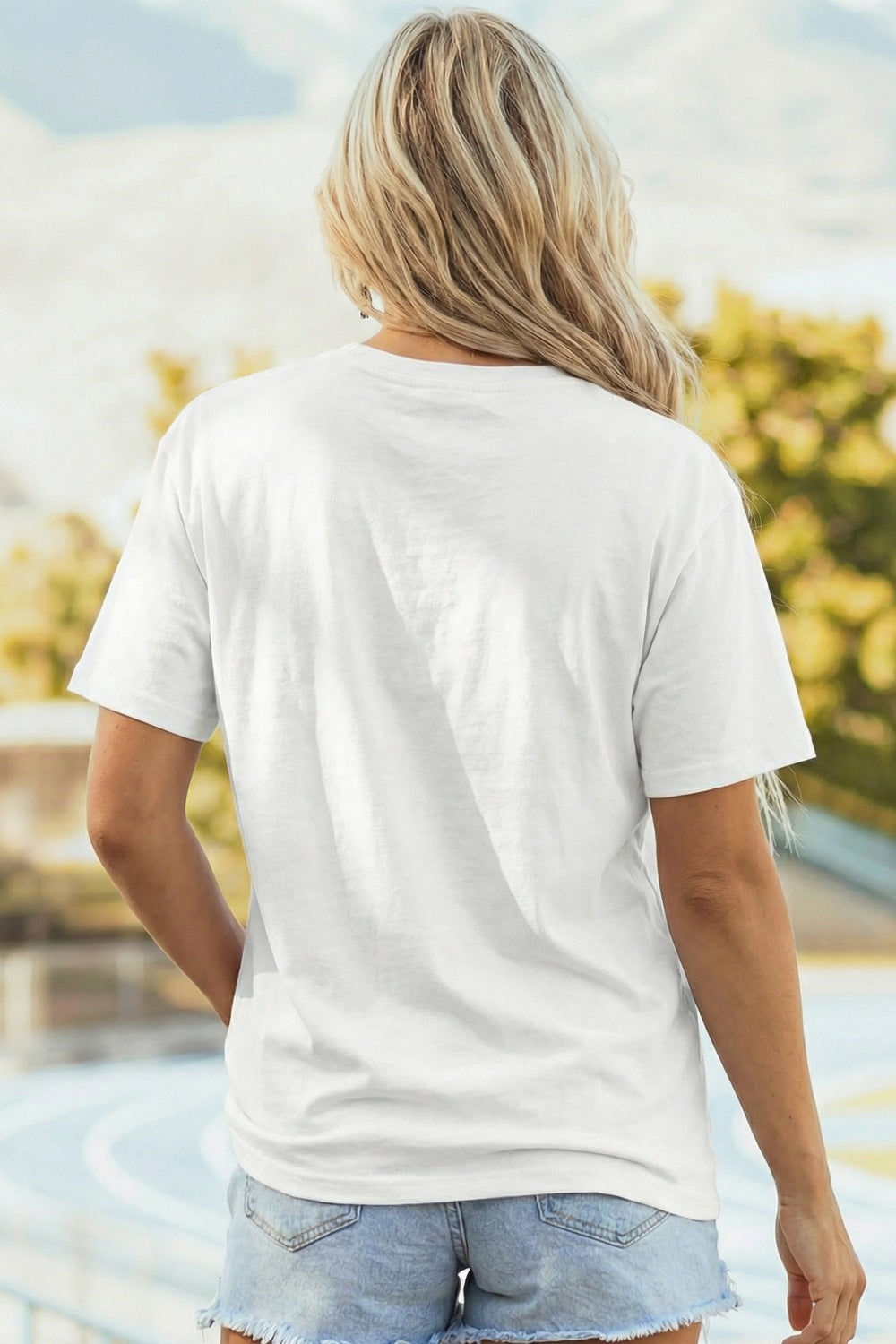 Women's Casual T-shirt White Summer Graphic Round Neck Short Sleeve Blouse