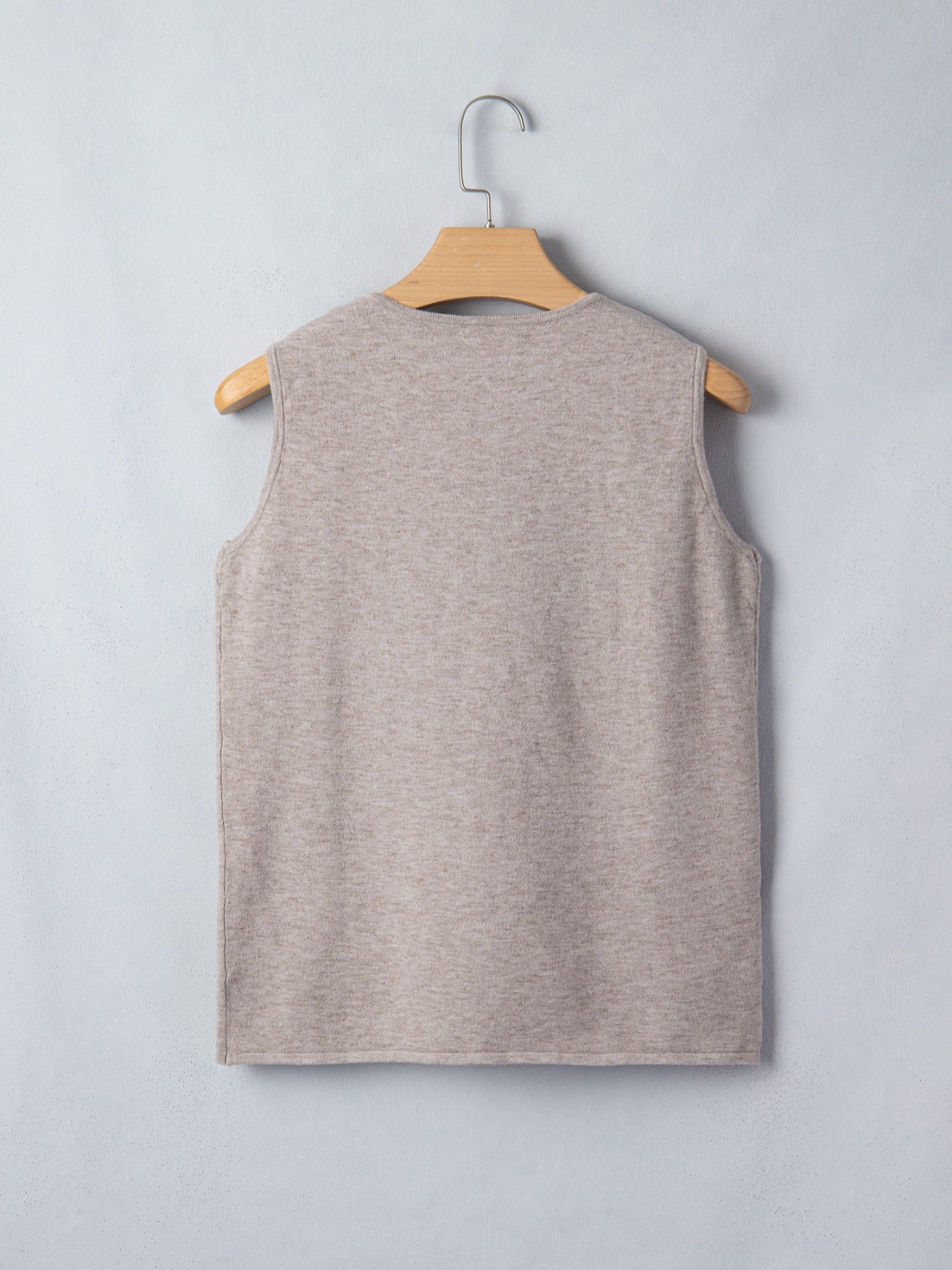 V-Neck Knit Top Sleeveless Starfish Metal Mocha Women's Lightwight Blouse