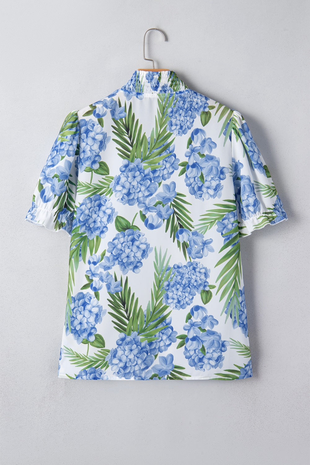 Casual Blouse Floral Blue V-Neck Stripe Trim Ruffle Short Puff Sleeve Top