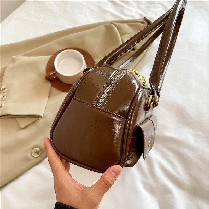 Double Snap Pockets Retro Leather Shoulder Bags Women Zipper Tote Handbags