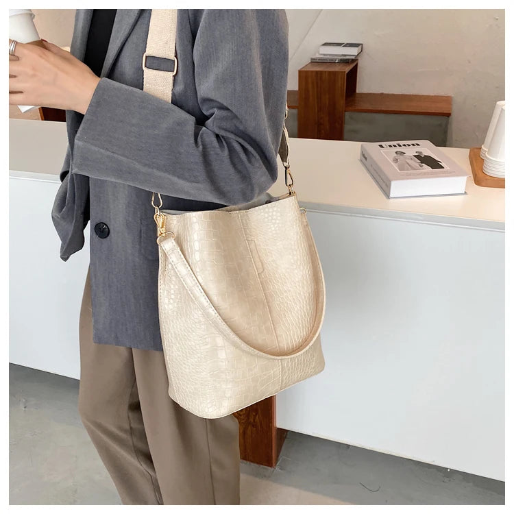 Women Bag Vintage Crocodile Pattern Crossbody Bags PU Leather Trend Designer Shoulder Handbags Large Capacity Bucket