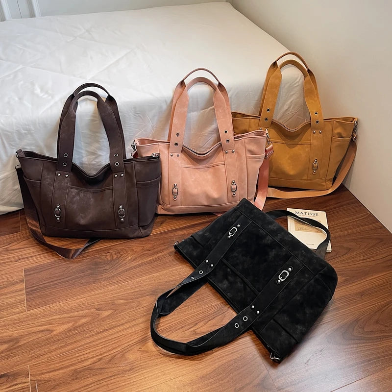 Women's Large Capacity PU Leather Crossbody Bag – Casual Punk Style Shoulder Handbag